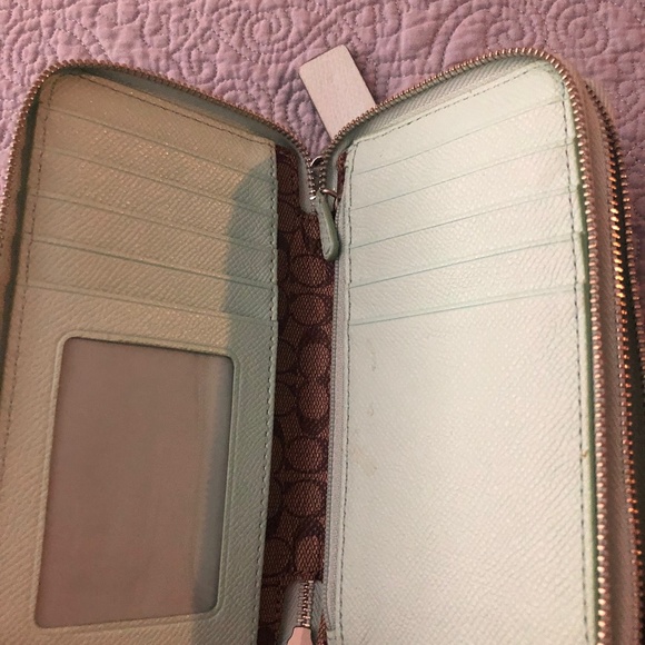 Coach Mint Green Leather Wallet Wristlet - Picture 4 of 5